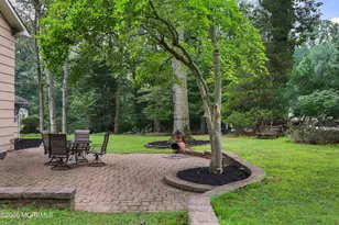 41 Carnegie Ct, Middletown, NJ 07748 - Photo 35