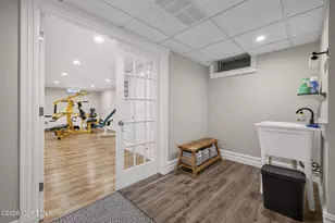 109 Woodward Ct, Neptune Township, NJ 07753 - Photo 43