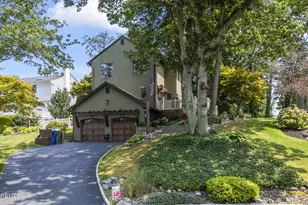 109 Woodward Ct, Neptune Township, NJ 07753 - Photo 67
