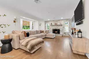 11 Verrazano Dr, Middletown, NJ 07748 - Photo 17