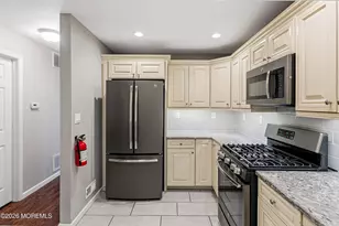 37 Morgan Pl, East Brunswick Township, NJ 08816 - Photo 5