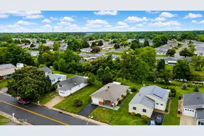 350 Barbados Drive N, Toms River Township, NJ 08757 - Photo 5