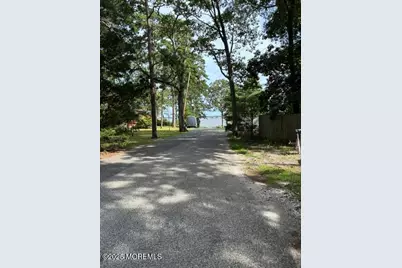 375 Arrowhead Drive, Brick, NJ 08724 - Photo 13