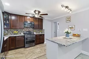 15 Bristlecone Dr, Howell Township, NJ 07731 - Photo 15