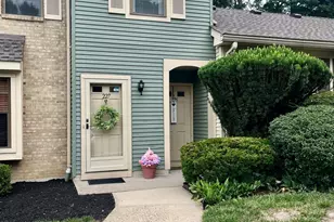 226 Perth Hill Ct, Aberdeen Township, NJ 07747 - Photo 1