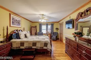 21 Howe Ln, Freehold, NJ 07728 - Photo 11