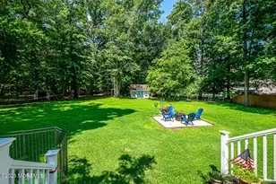21 Howe Ln, Freehold, NJ 07728 - Photo 23