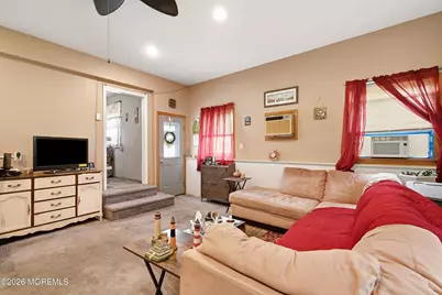 17 Locust Road, Howell Township, NJ 07731 - Photo 15