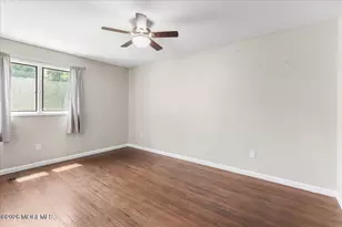 813 Pemberton St, Toms River Township, NJ 08757 - Photo 25
