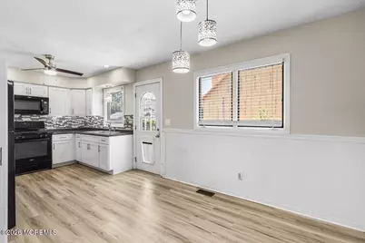 813 Pemberton Street, Toms River Township, NJ 08757 - Photo 15
