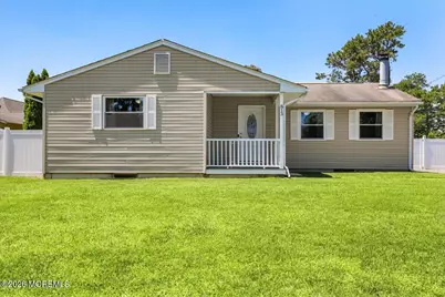 813 Pemberton Street, Toms River Township, NJ 08757 - Photo 1