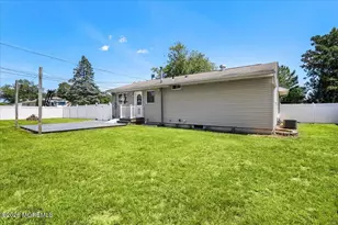 813 Pemberton St, Toms River Township, NJ 08757 - Photo 37