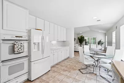 39 Valley Stream Lane, Lakewood, NJ 08701 - Photo 13