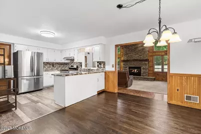 825 Madison Avenue, Toms River Township, NJ 08757 - Photo 13