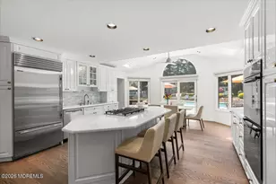 17 Thomas Dr, Manalapan Township, NJ 07726 - Photo 7
