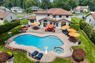 17 Thomas Dr, Manalapan Township, NJ 07726 - Photo 41