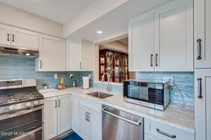 254 Teasdale Pl, Morganville, NJ 07751 - Photo 7