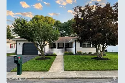 331 Barbados Drive N, Toms River Township, NJ 08757 - Photo 1