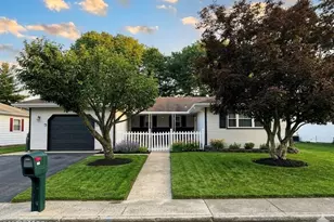 331 Barbados Dr N, Toms River Township, NJ 08757 - Photo 1