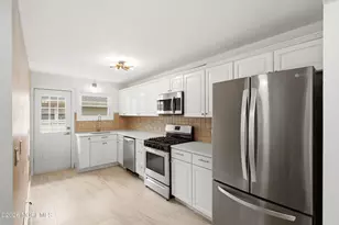 76 Mt Fairweather Ln, Toms River Township, NJ 08753 - Photo 17
