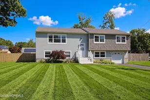 563 Oakhollow Ln, Lanoka Harbor, NJ 08734 - Photo 3