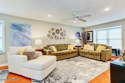 66 Secretariat Court, Tinton Falls, NJ 07724 - Photo 5