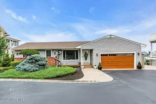 632 Princeton Ave, Brick, NJ 08724 - Photo 1