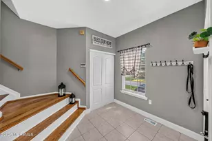 504 Gaitway Ct, Freehold, NJ 07728 - Photo 5