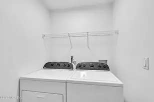 39 Strawberry Ln, Lakewood, NJ 08701 - Photo 23