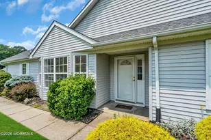 39 Strawberry Ln, Lakewood, NJ 08701 - Photo 3