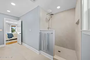 170 Burlington Path Rd, Cream Ridge, NJ 08514 - Photo 43