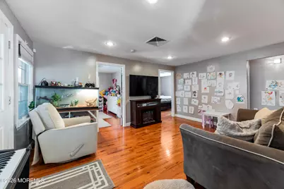 3 S Minnisink Avenue S, Sayreville, NJ 08872 - Photo 9