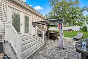 4 David St, Hazlet Township, NJ 07730 - Photo 25