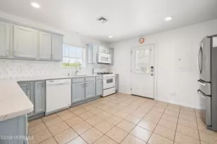 81 Sheridan St, Waretown, NJ 08758 - Photo 9
