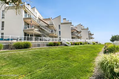 477 Ocean Avenue N #H1, Long Branch, NJ 07740 - Photo 33