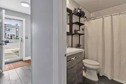 26 Elizabeth Court, Tinton Falls, NJ 07724 - Photo 17