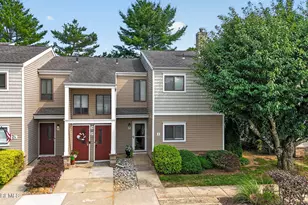 26 Elizabeth Ct, Tinton Falls, NJ 07724 - Photo 1
