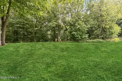 7 Windsor Terrace, Holmdel, NJ 07733 - Photo 9