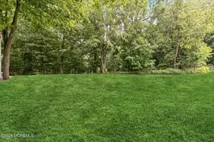 7 Windsor Terrace, Holmdel, NJ 07733 - Photo 9