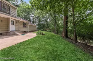 7 Windsor Terrace, Holmdel, NJ 07733 - Photo 53