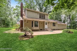 7 Windsor Terrace, Holmdel, NJ 07733 - Photo 5