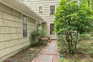 7 Windsor Terrace, Holmdel, NJ 07733 - Photo 49