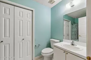 25 Phoenix Ct, Tinton Falls, NJ 07712 - Photo 17
