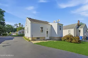 251 Main St, Port Monmouth, NJ 07758 - Photo 17