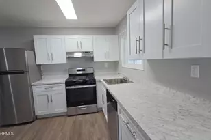1700 Nj 37 W, Toms River Township, NJ 08757 - Photo 5
