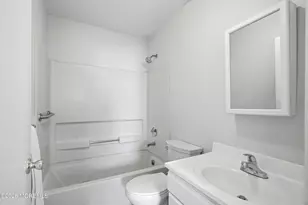 39 Datchet Close, Freehold, NJ 07728 - Photo 21