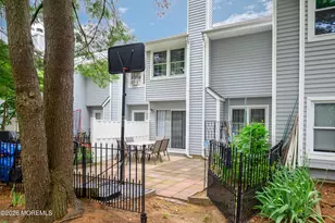 136 Woodmere Dr, Sayreville, NJ 08859 - Photo 25