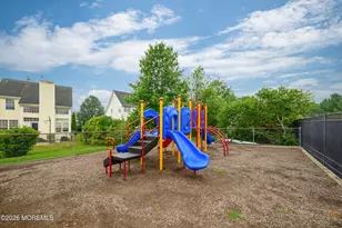 136 Woodmere Dr, Sayreville, NJ 08859 - Photo 29