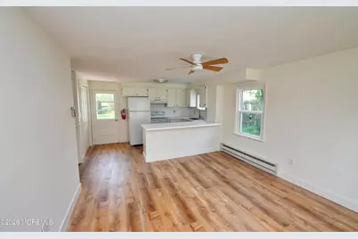 704 Mount Place, Point Pleasant, NJ 08742 - Photo 3
