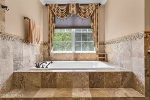 200 Shepard Way, Manalapan Township, NJ 07726 - Photo 35